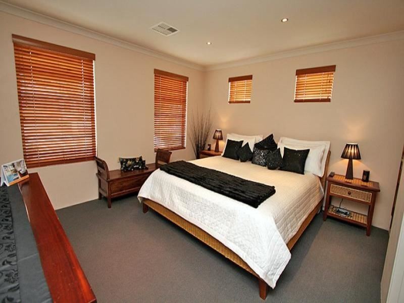 11 Aztec Island Retreat, Halls Head WA 6210