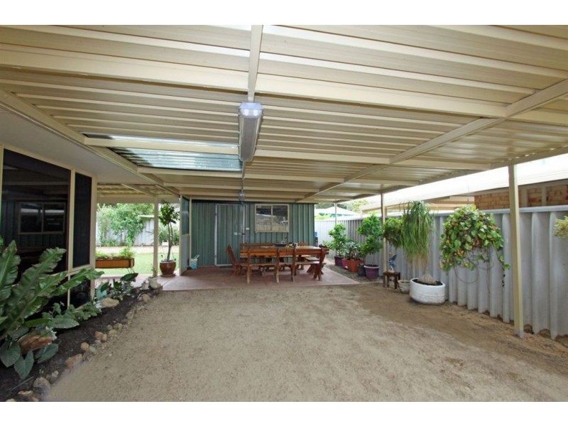 2 Berkeley Close, Greenfields WA 6210