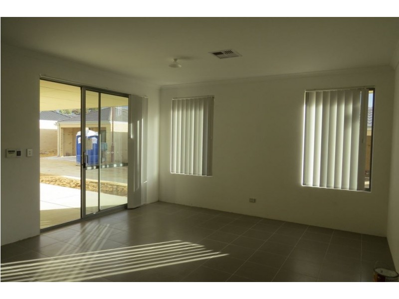 55 Greenville Vista, Meadow Springs WA 6210