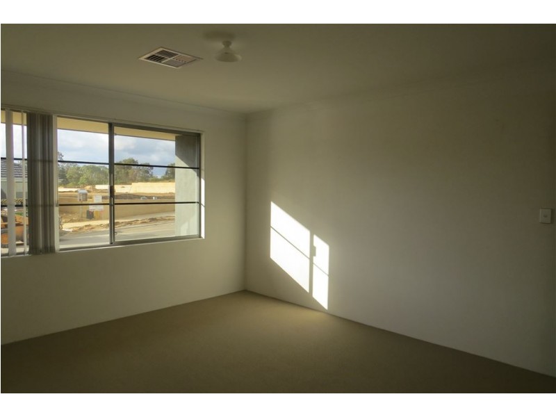 55 Greenville Vista, Meadow Springs WA 6210