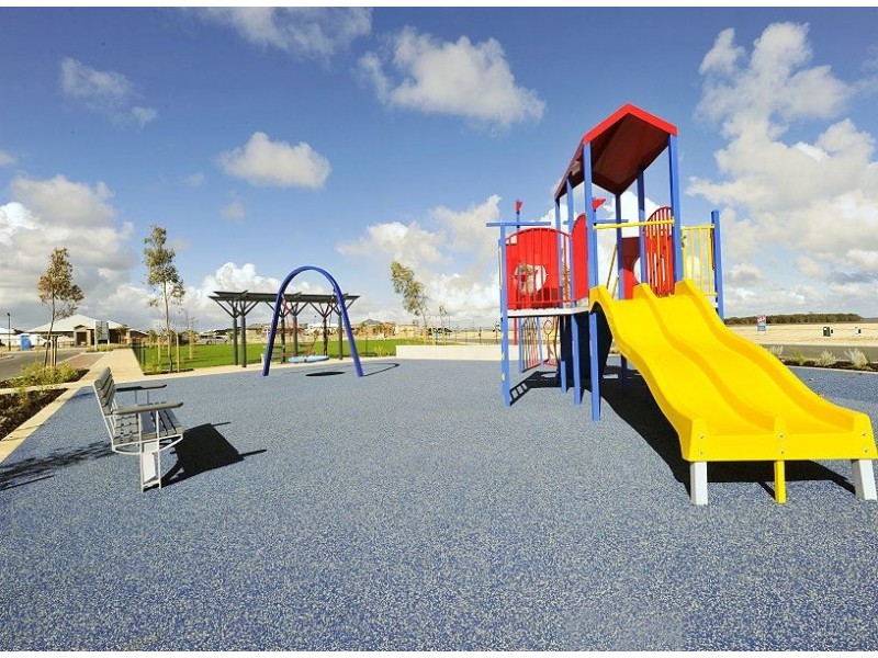 99 Waterlily Drive, Dudley Park WA 6210