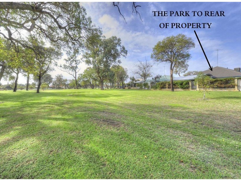 17 Dorneywood Crescent, Erskine WA 6210