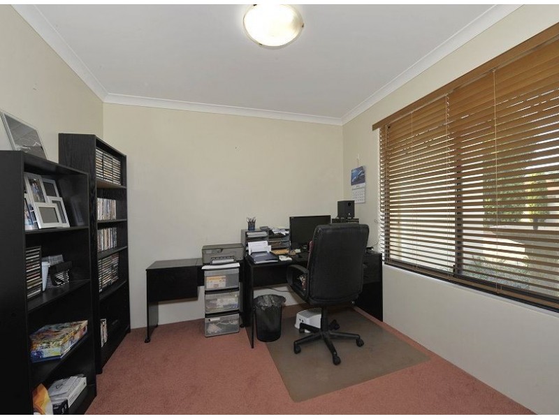 17 Dorneywood Crescent, Erskine WA 6210