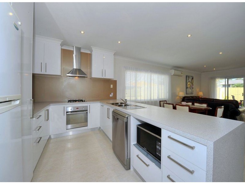 16 Breelya Rd, Falcon WA 6210