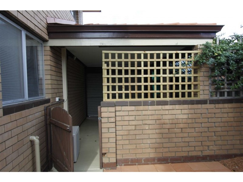 12/8 Creery Street, Dudley Park WA 6210