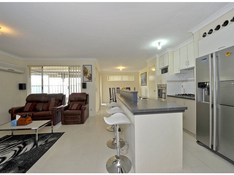 5 Wannyne Street, Mandurah WA 6210