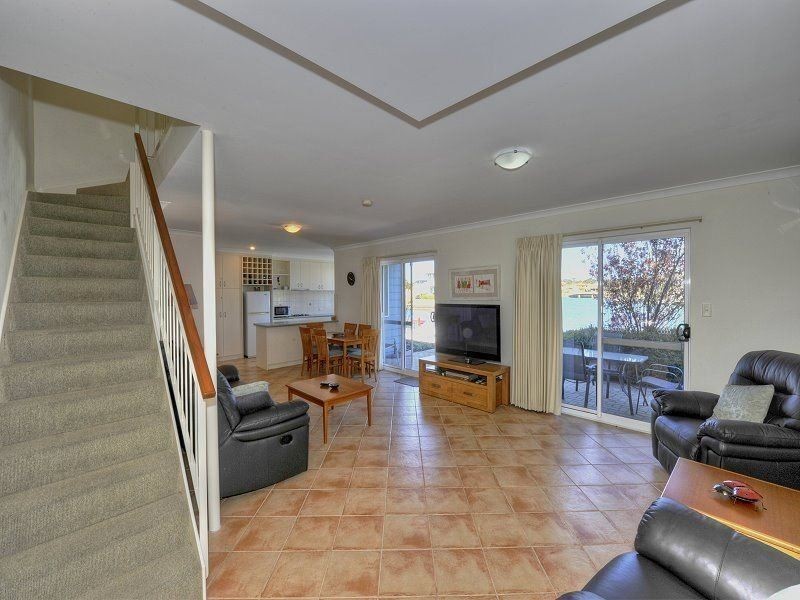 56/20 Apollo Place, Halls Head WA 6210