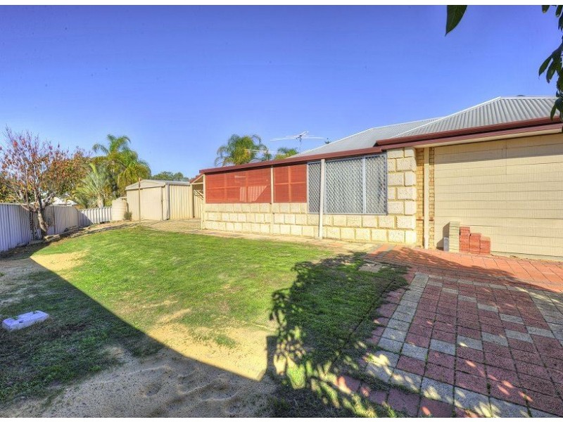 26 Saskatchewan Way, Greenfields WA 6210