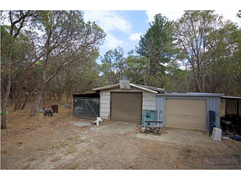 101 Red Road, Parklands WA 6180