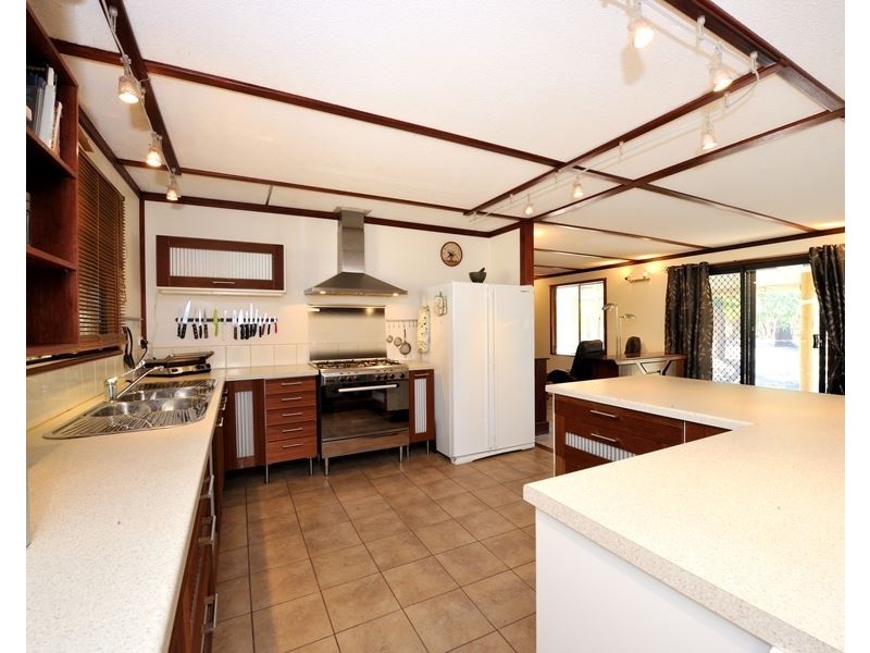 148 Red Road, Parklands WA 6180
