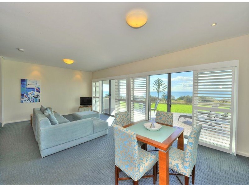 11/16 Dolphin Drive, Mandurah WA 6210