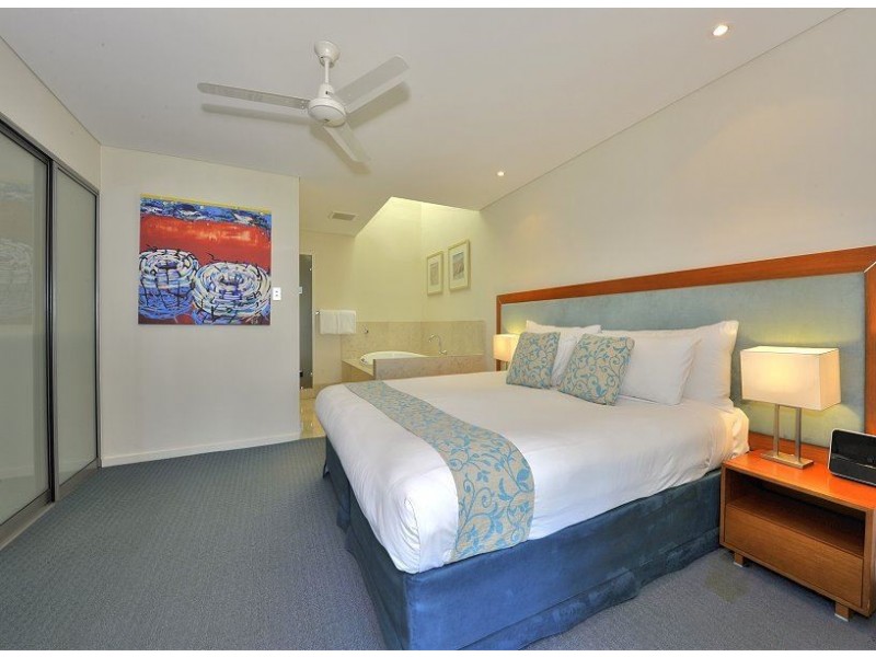 11/16 Dolphin Drive, Mandurah WA 6210