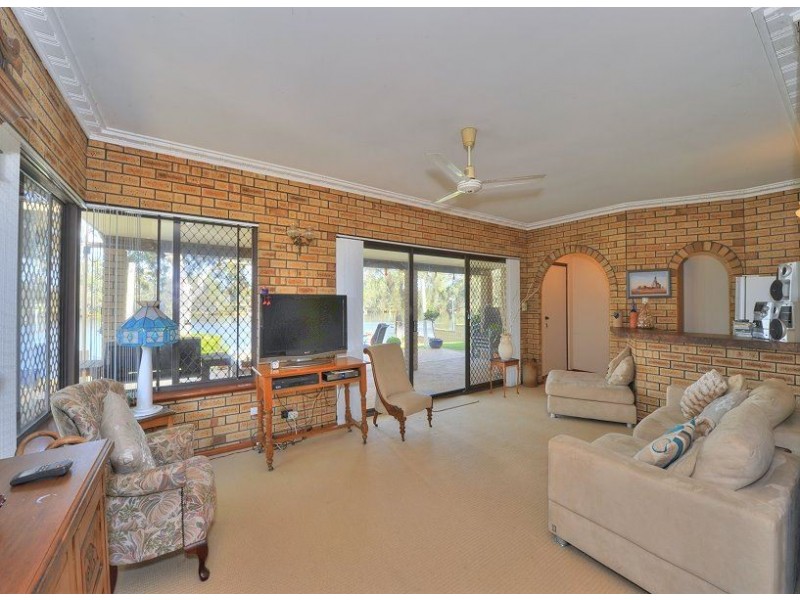 176 Culeenup Road, North Yunderup WA 6208