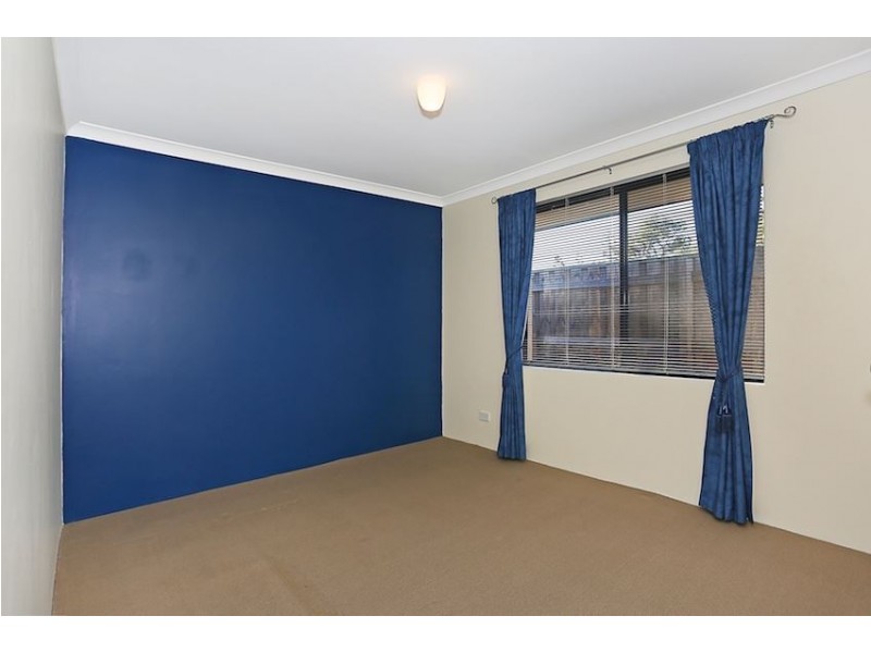 19 Riverina Avenue, Coodanup WA 6210