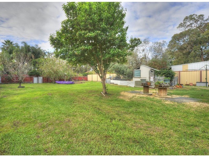 24 South Street, North Dandalup WA 6207