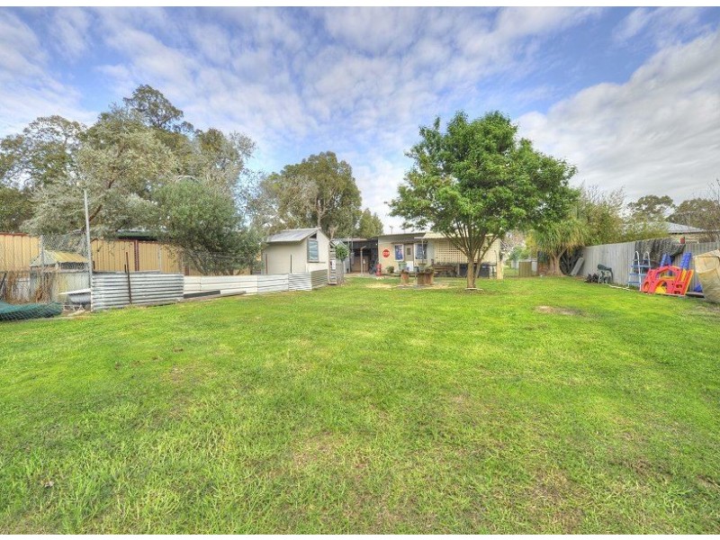 24 South Street, North Dandalup WA 6207