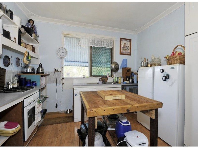 24 South Street, North Dandalup WA 6207