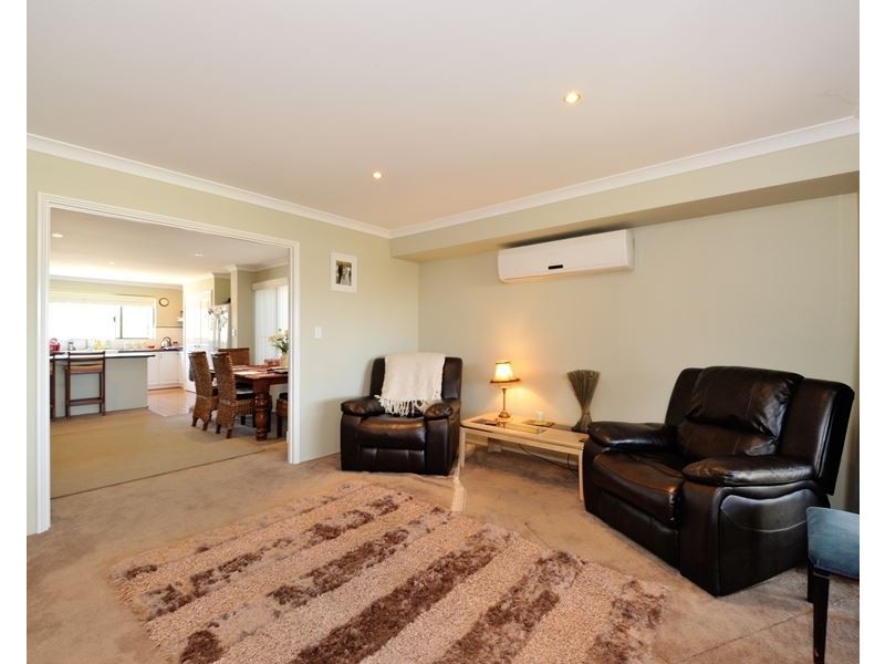 23 Lloyd Avenue, Ravenswood WA 6208