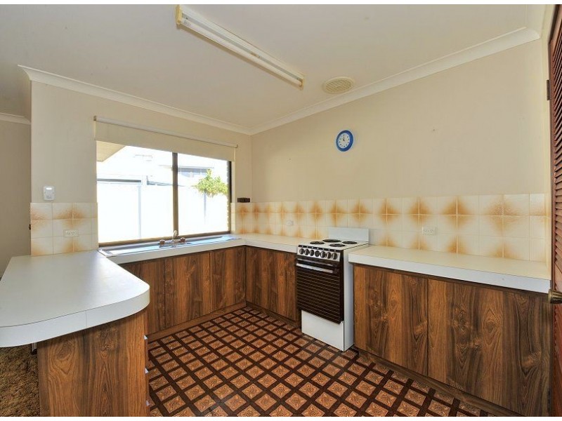 2/24 Mippi Road, Halls Head WA 6210