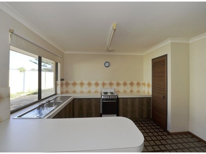 2/24 Mippi Road, Halls Head WA 6210