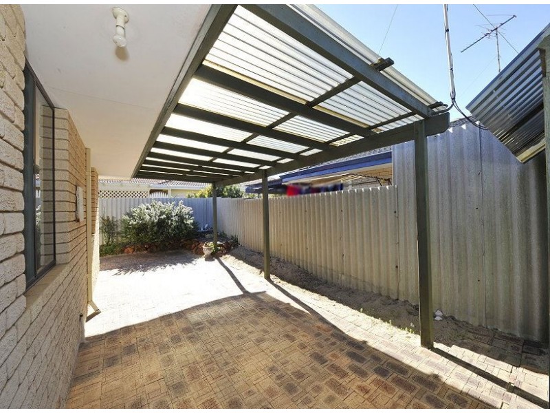 2/24 Mippi Road, Halls Head WA 6210