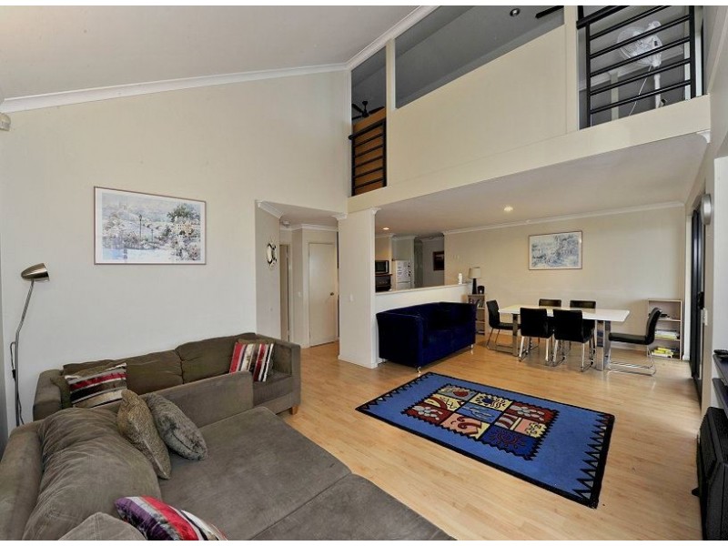 9 Capricorn Mews, Halls Head WA 6210