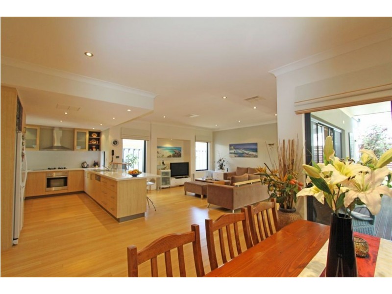 20 Isabellas Way, Erskine WA 6210