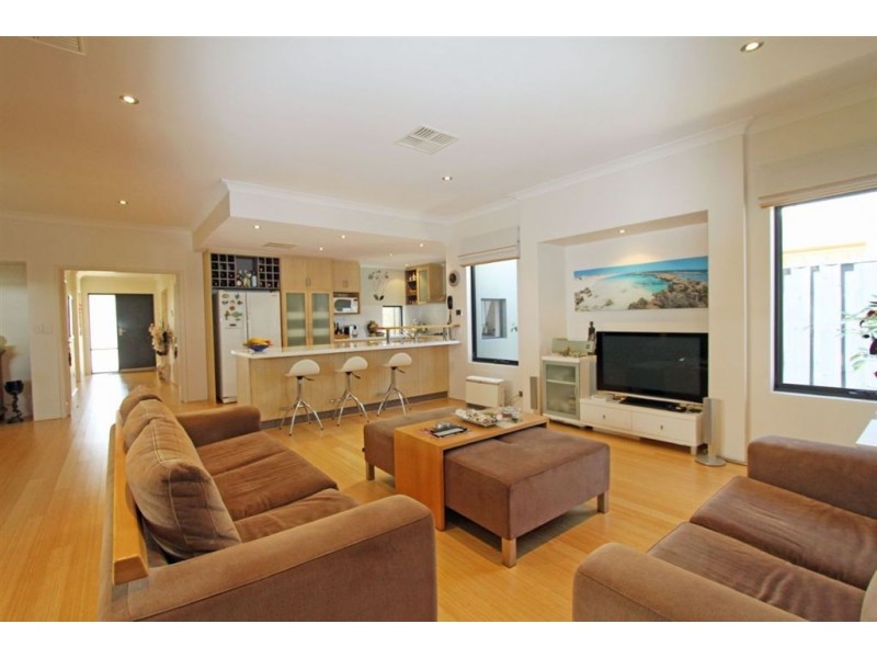 20 Isabellas Way, Erskine WA 6210