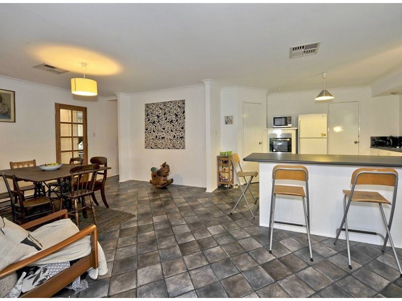 14 Eastlake Green, Meadow Springs WA 6210