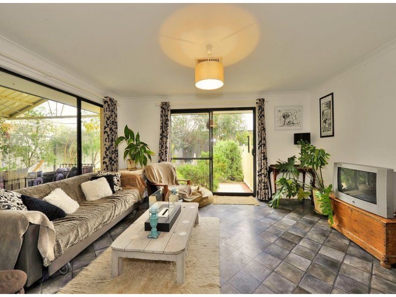 14 Eastlake Green, Meadow Springs WA 6210