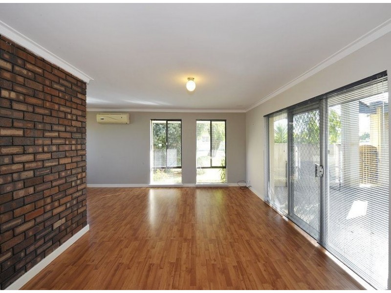 4 Heron Street, Dudley Park WA 6210