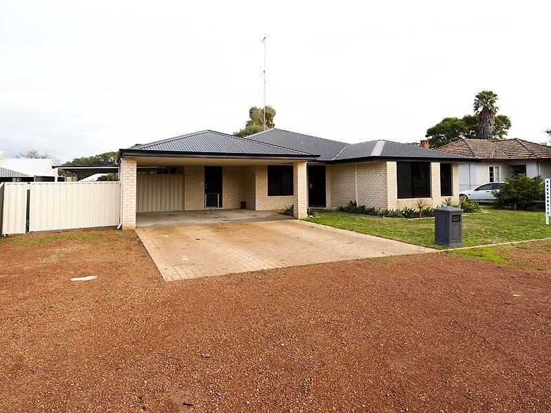 13 Birch Street, Waroona WA 6215