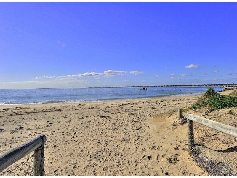 25 Shayne Street, Halls Head WA 6210