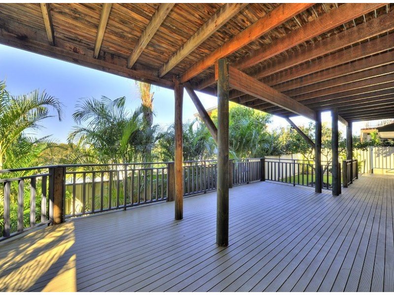 11 Wicklow Street, Halls Head WA 6210