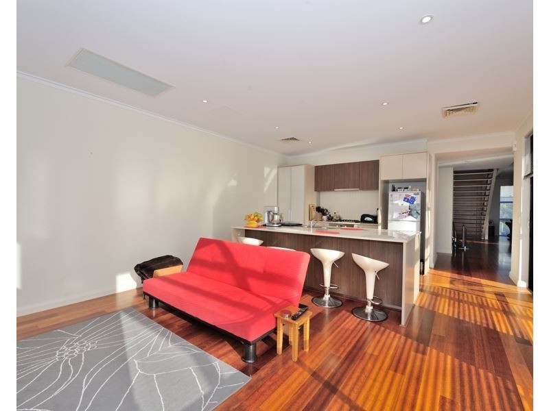 6 Arcot Court, Meadow Springs WA 6210