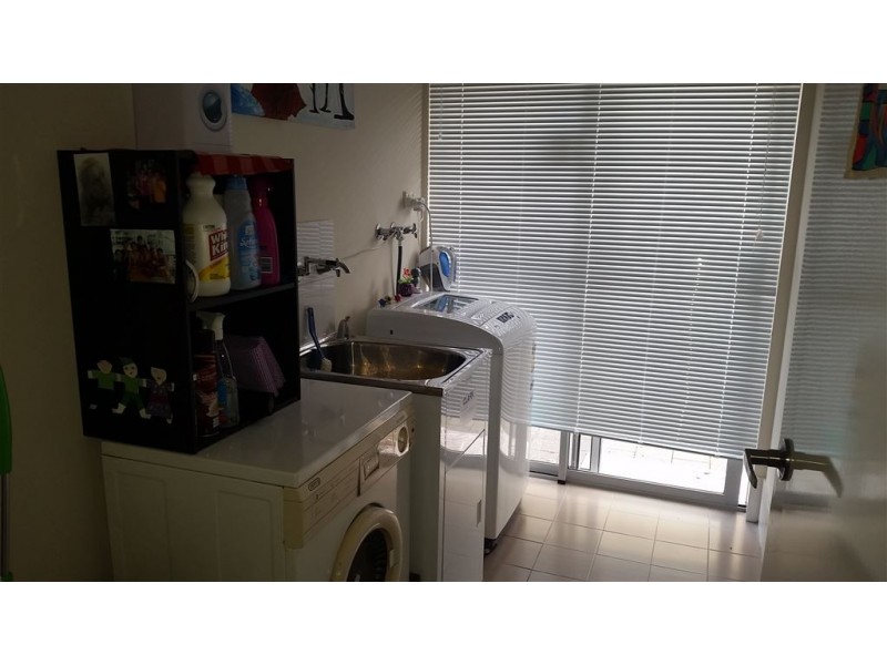 56 Highcliffe Circle, Lakelands WA 6180