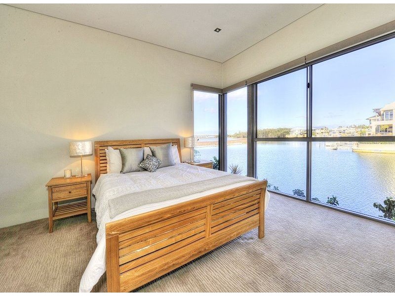 11 Nyari Court, Halls Head WA 6210