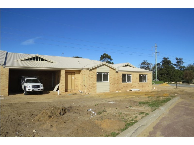 Unit 20 Kwella Entrance, Greenfields WA 6210