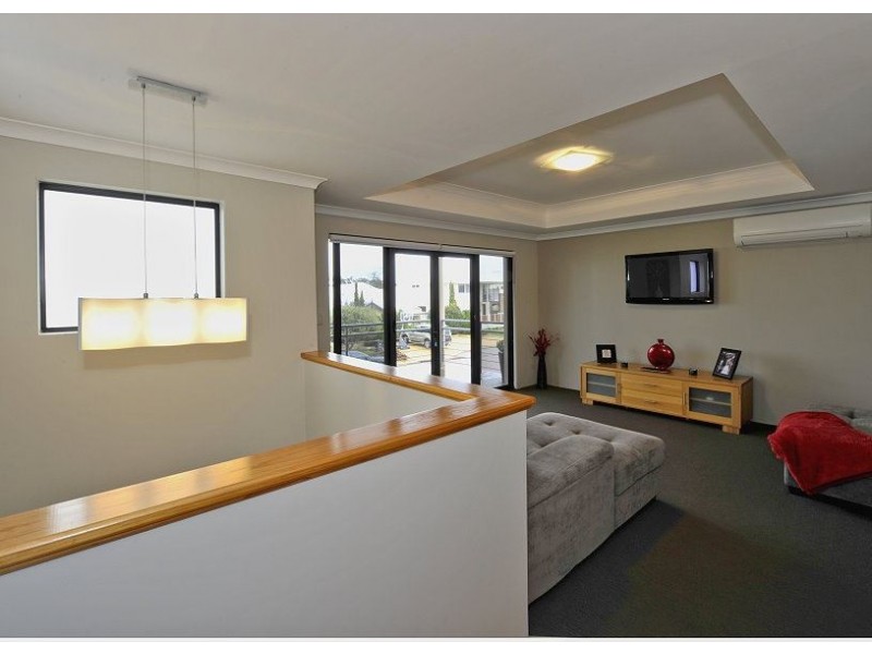 17 Isabellas Way, Erskine WA 6210