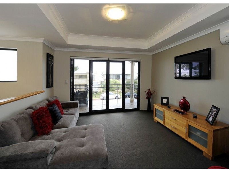 17 Isabellas Way, Erskine WA 6210