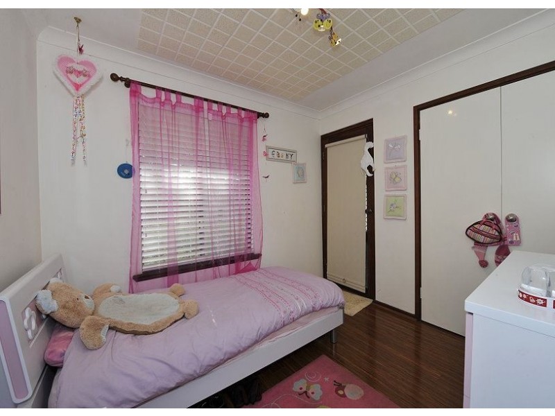 40 Arundel Drive, Halls Head WA 6210