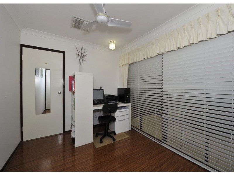 40 Arundel Drive, Halls Head WA 6210