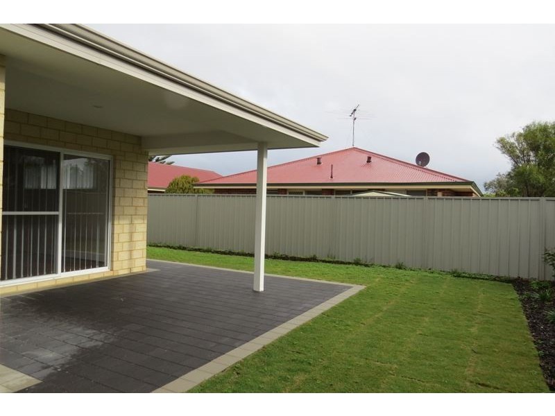 18 Vaucluse Way, Coodanup WA 6210