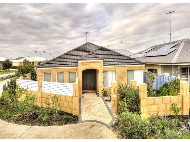 17 Buttercup Parkway, Halls Head WA 6210