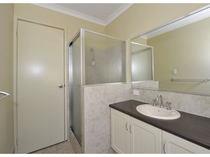 12 Hokitika Drive, Dudley Park WA 6210