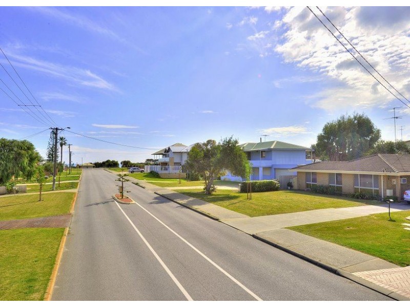 10 Orion Road, Silver Sands WA 6210