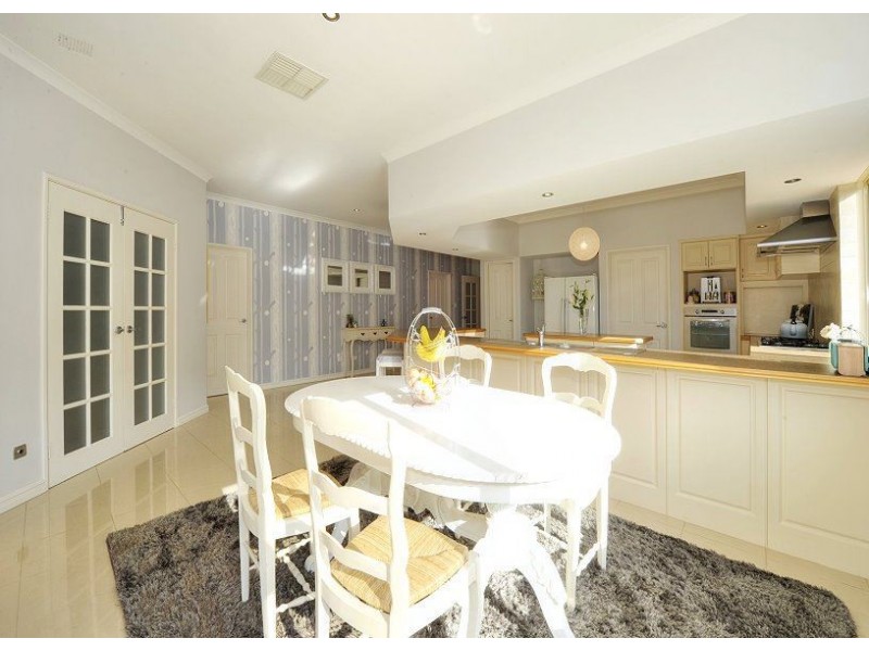 4 Cobblestones Circuit, Secret Harbour WA 6173