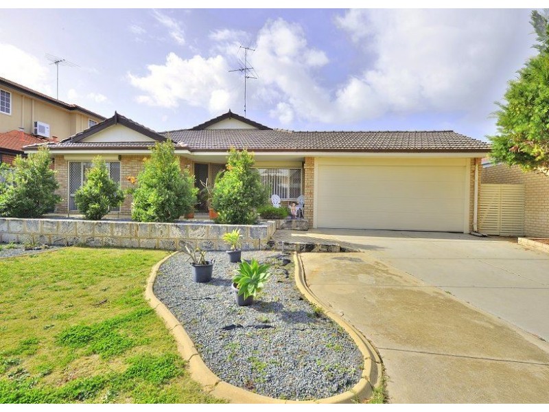 13 Ronsard Drive, San Remo WA 6210