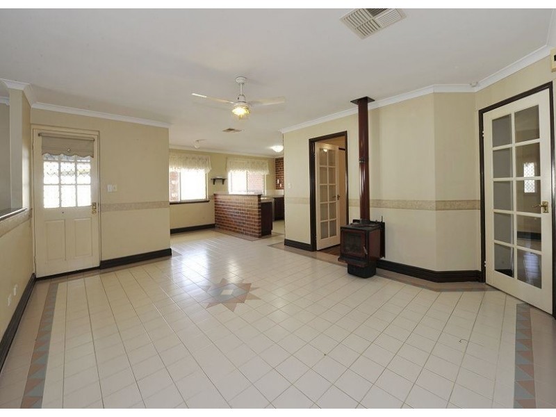 16 Olympus Rise, Greenfields WA 6210