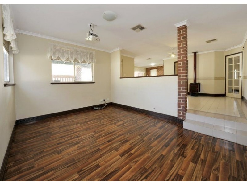 16 Olympus Rise, Greenfields WA 6210